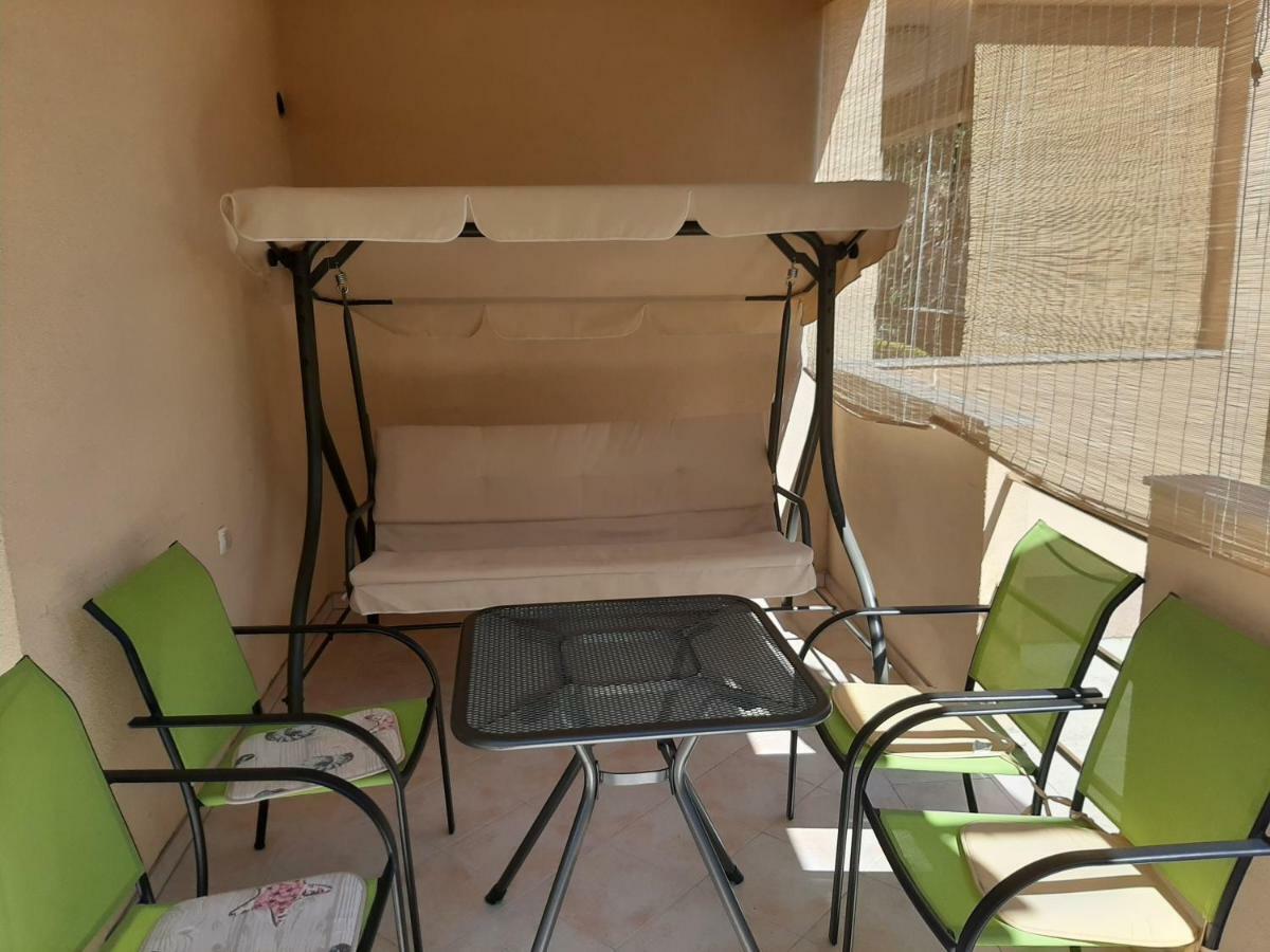 Apartmani Lea Stari Grad Kültér fotó