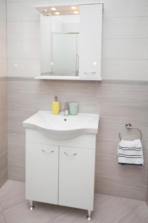 Apartmani Lea Stari Grad Kültér fotó