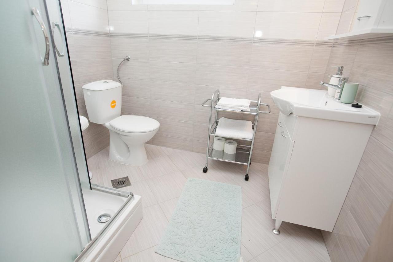 Apartmani Lea Stari Grad Kültér fotó