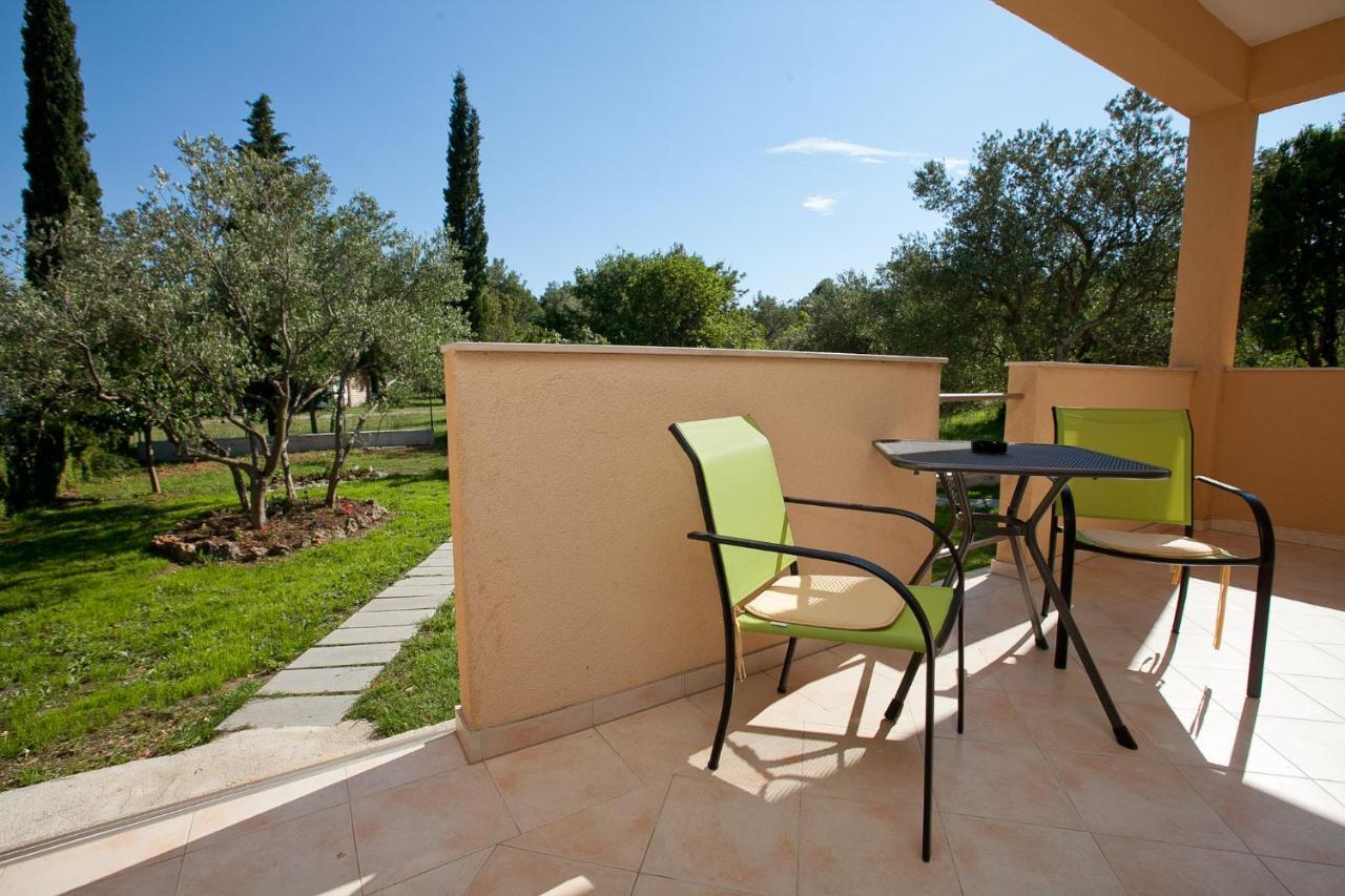 Apartmani Lea Stari Grad Kültér fotó