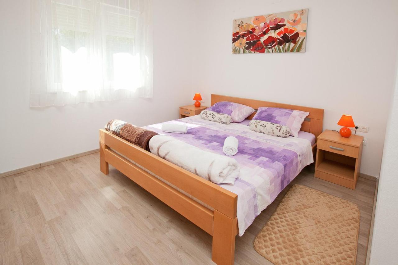 Apartmani Lea Stari Grad Kültér fotó