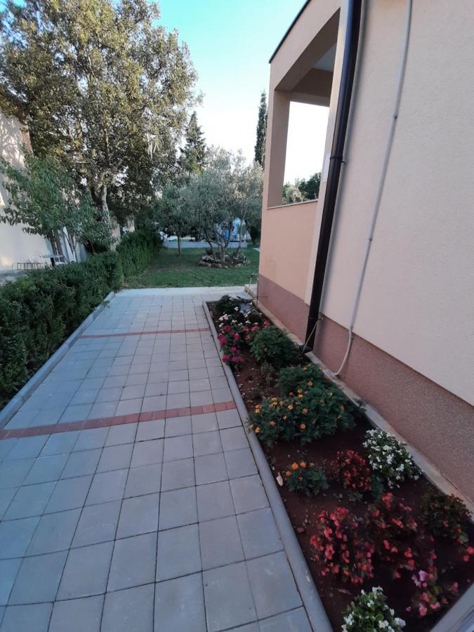 Apartmani Lea Stari Grad Kültér fotó